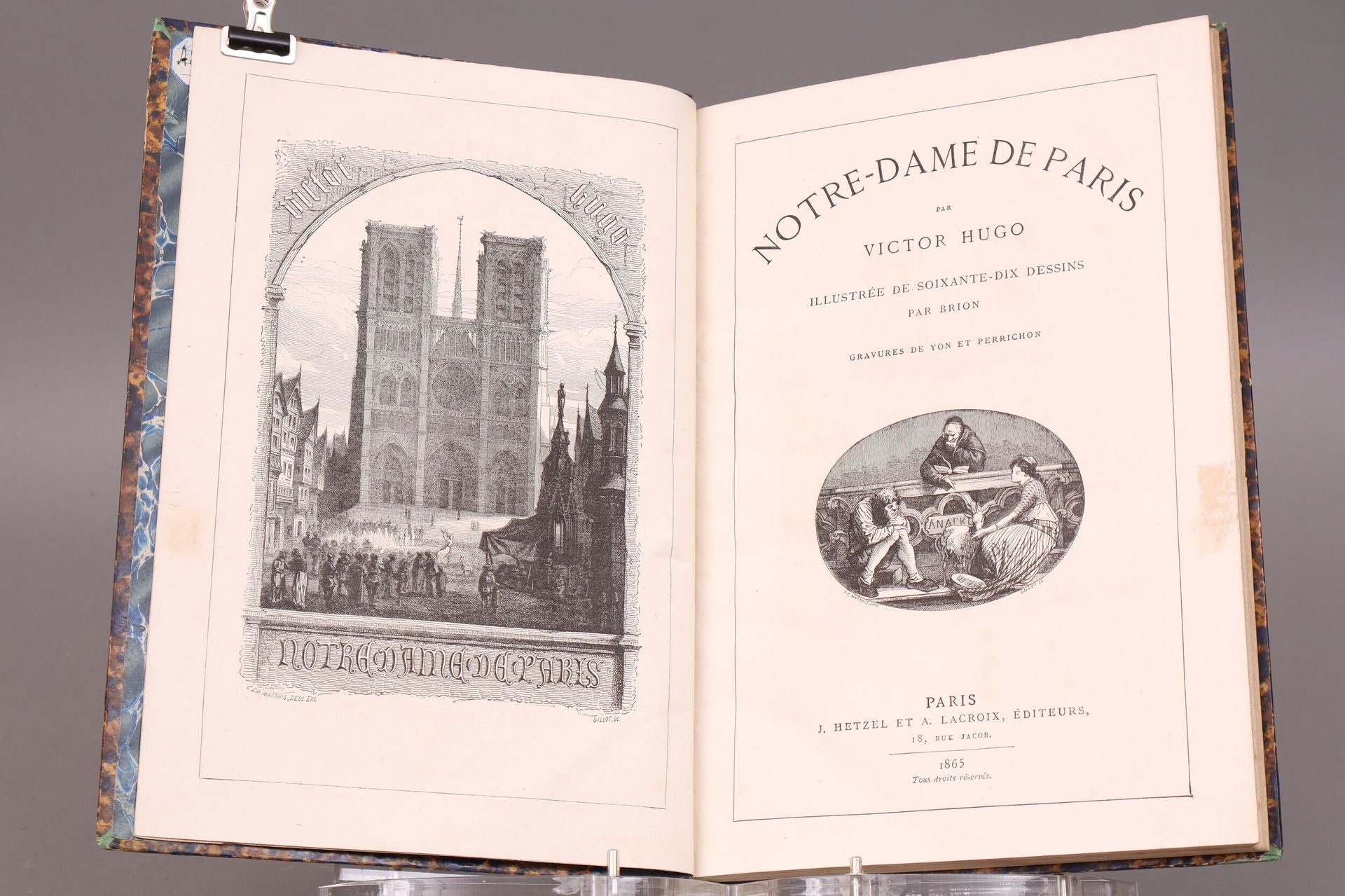 Notre-Dame de Paris  par Victor Hugo, illustré par Brion