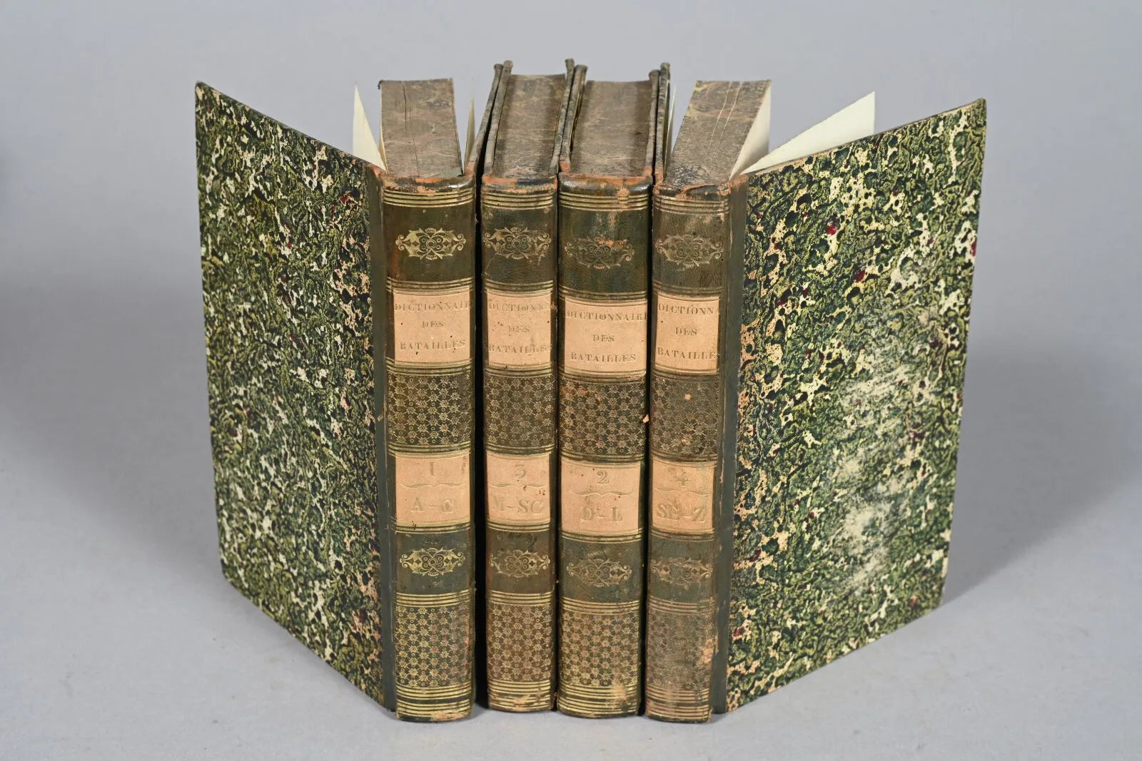 Dictionnaire historique des batailles, sièges et combats de terre et de mer